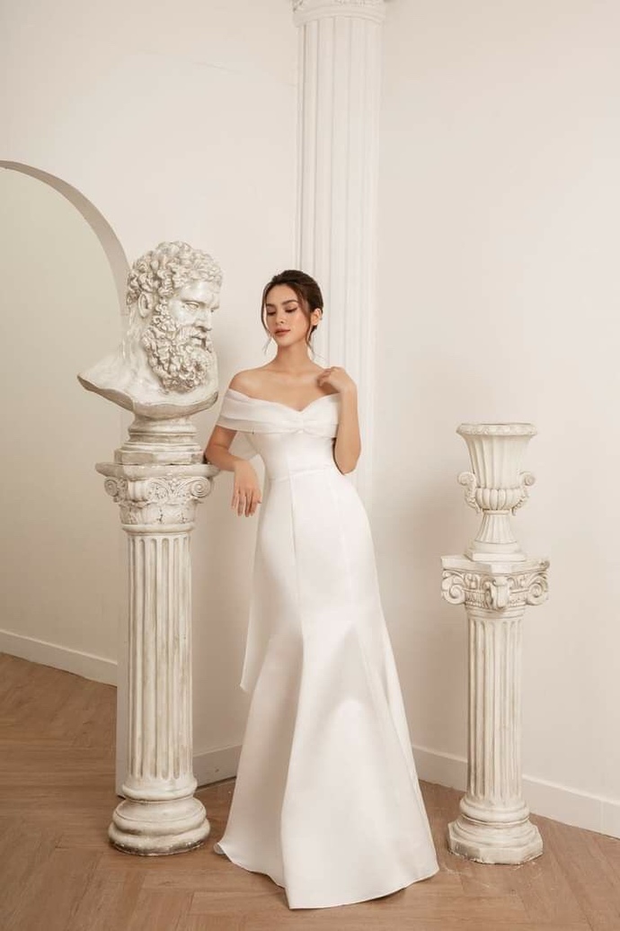 Bu nikah elbisesinin modeli nasıl sizce?