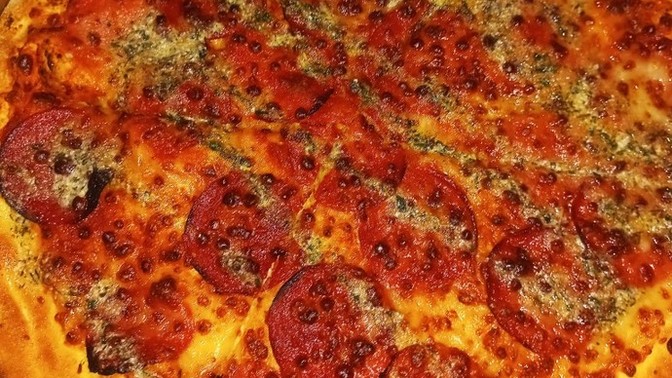 Bir oturuşta en fazla kaç dilim pizza gömersin 🍕?