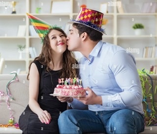 Belki birilerinin Doğum Günü yaklaşıyordur 🎈🎊🎉