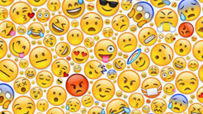 Kendini 3 emoji ile anlatır mısın?