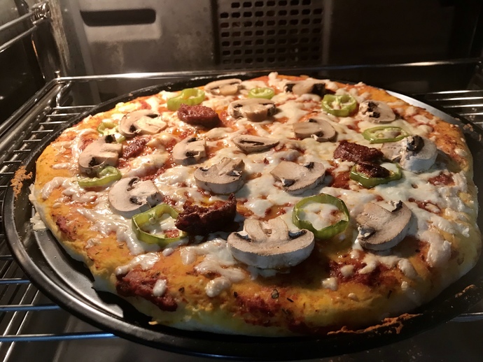 Akşam yemeği için pizza yaptımm! 😍 Pizza sevmeyen var mıdır?