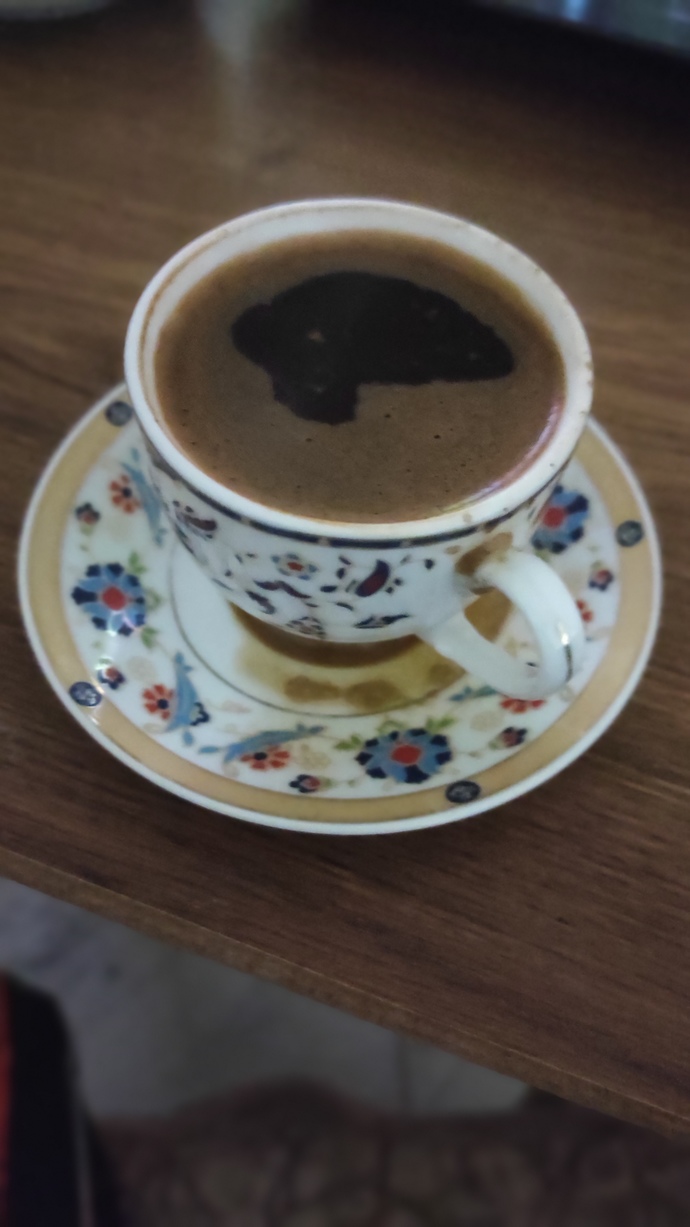 Kahvenizi kiminle içmeyi seviyorsunuz?