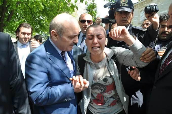 Seçim yaklaşıyor. Oy kullanırken hepimizin geçmişi gözümüzün önüne getirmeli, siz oyunuzu kimin için vereceksiniz?