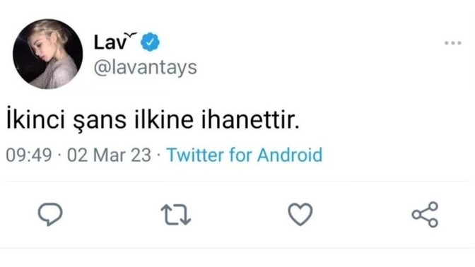 Eski sevgiliye ikinci şansı tanır mısınız?