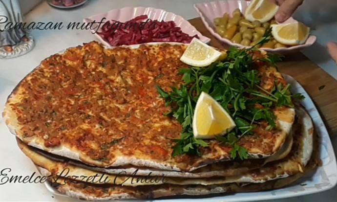 Lahmacunun yanında en güzel ne içilir?
