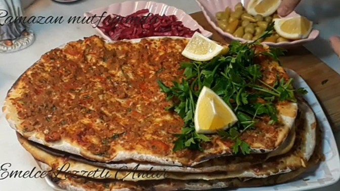 Lahmacunun yanında en güzel ne içilir?