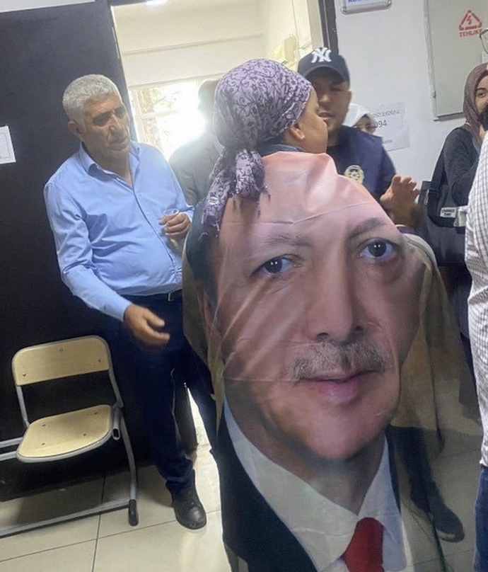Oy kullanma kabinine alınmama sebebi djsjka