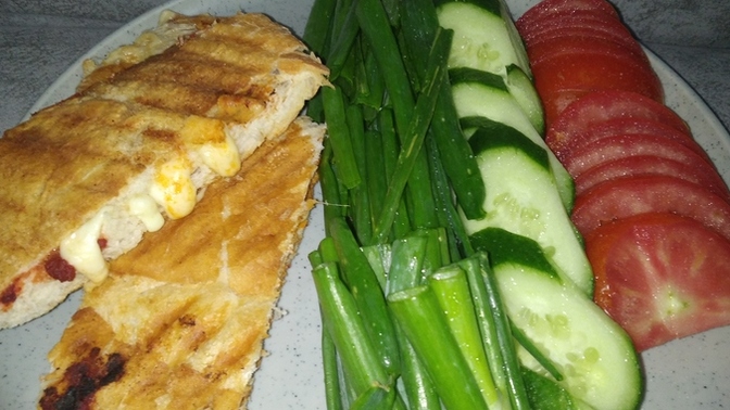 Tost eşlikçisi nedir?