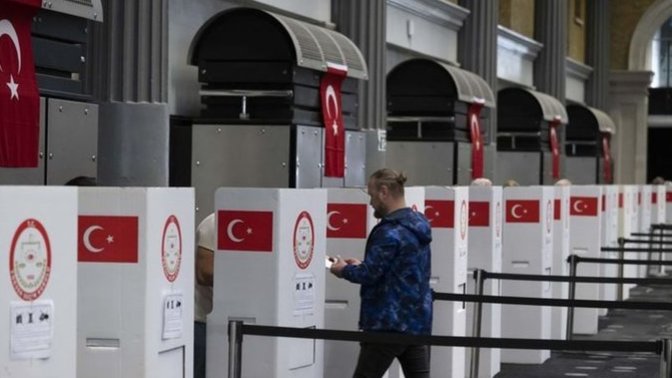 YSK oy verme süresini düşürdüğü ülkelerdeki süreci yeniden beş güne uzattı. Seçmen için daha iyi bir karar değil mi?