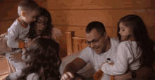Geleceğinden on saniyelik bir video izletilseydi, o videoda ne görmek isterdin?