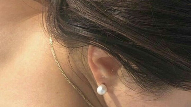 Erkekler karinizin sacimla oyna dese oynar misiniz?