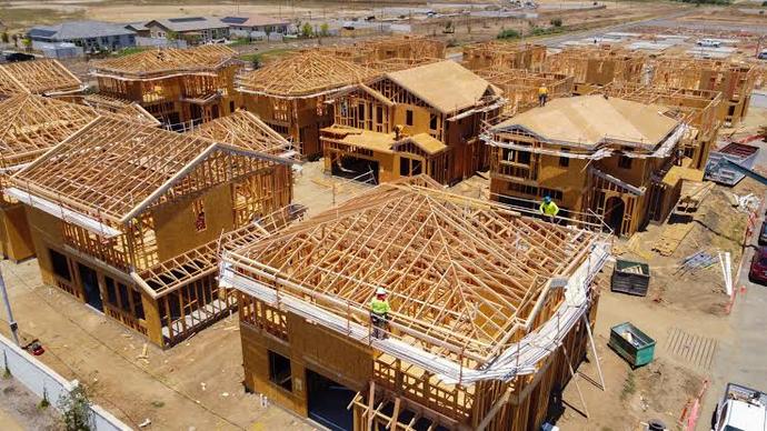 Amerika gibi ülkelerde müstakil ev yaygınken Türkiye de sizce neden apartman daha yaygın müstakil az?