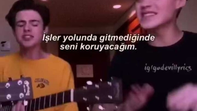 Çıplak sesle söylenen şarkıları beğeniyor musunuz?