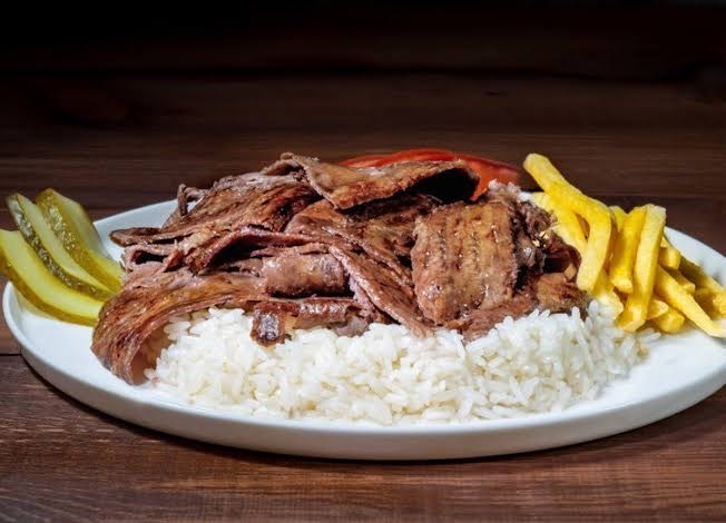 Pilav üstü döner mi, iskender mi?