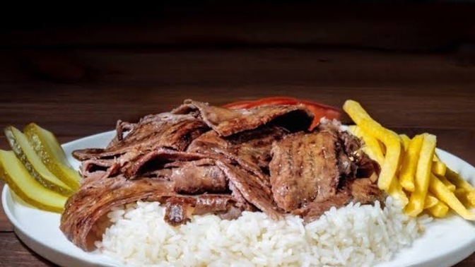 Pilav üstü döner mi, iskender mi?