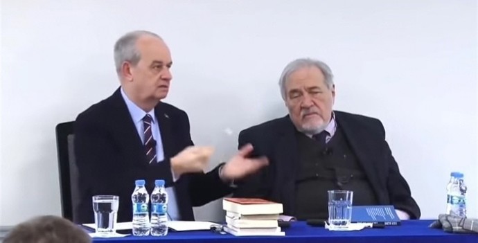 En çok hangi konuları konuşmak sizi sıkıyor?