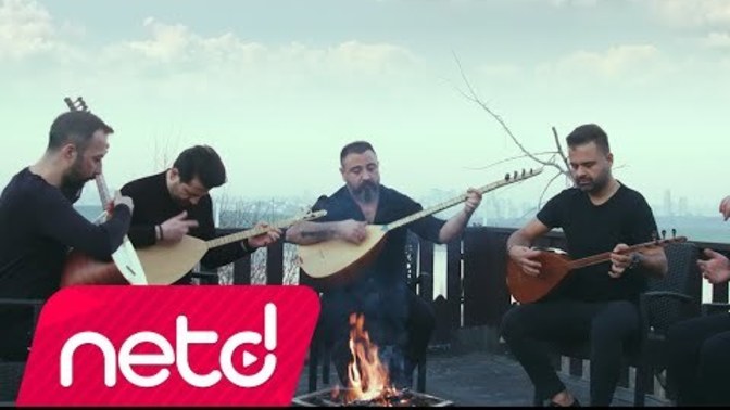 Geceye bir şarkı bırakmak ister misin?