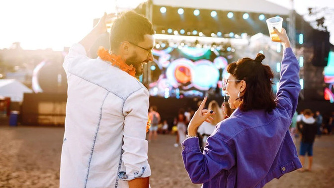 İlk buluşma için konser mantıklı mı?
