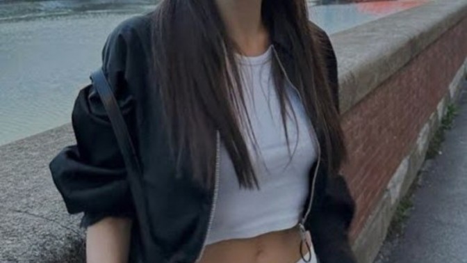 Hande Ercel mi daha güzel Afra Saraçoğlu mu?