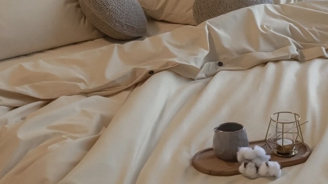 Bu nevresim seti ile hangi renk pike yakışır?