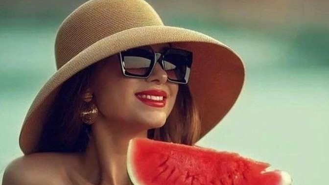 Karpuzun çekirdekli olanı mı, çekirdeksiz olanı mı daha güzel?