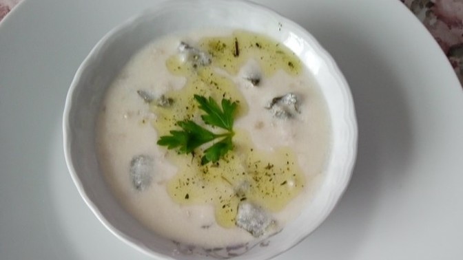 Ayran çorbası sıcak mı daha lezzetlidir yoksa soğuk mu?