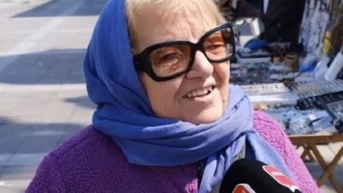 Bu kadın kim ve niye övüyorsunuz?