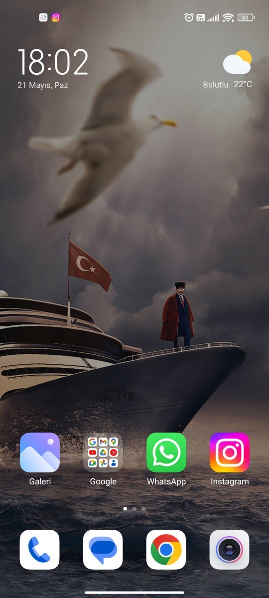 Duvar kağıdında ne var?