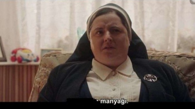 Sürekli küfürlü konuşan biri gözünüzden düşer mi?