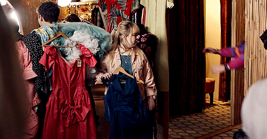 İkinci el alışveriş sitesinden kıyafet alır mısınız?