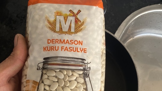 Hanım arkadaşlar bişey sorcam. Sevgililerinizden hiç olmazsa 1i kuru fasülye yapar mıydı?