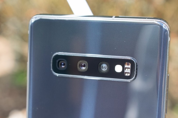 Telefonunuzda kaç tane kamera var📱?