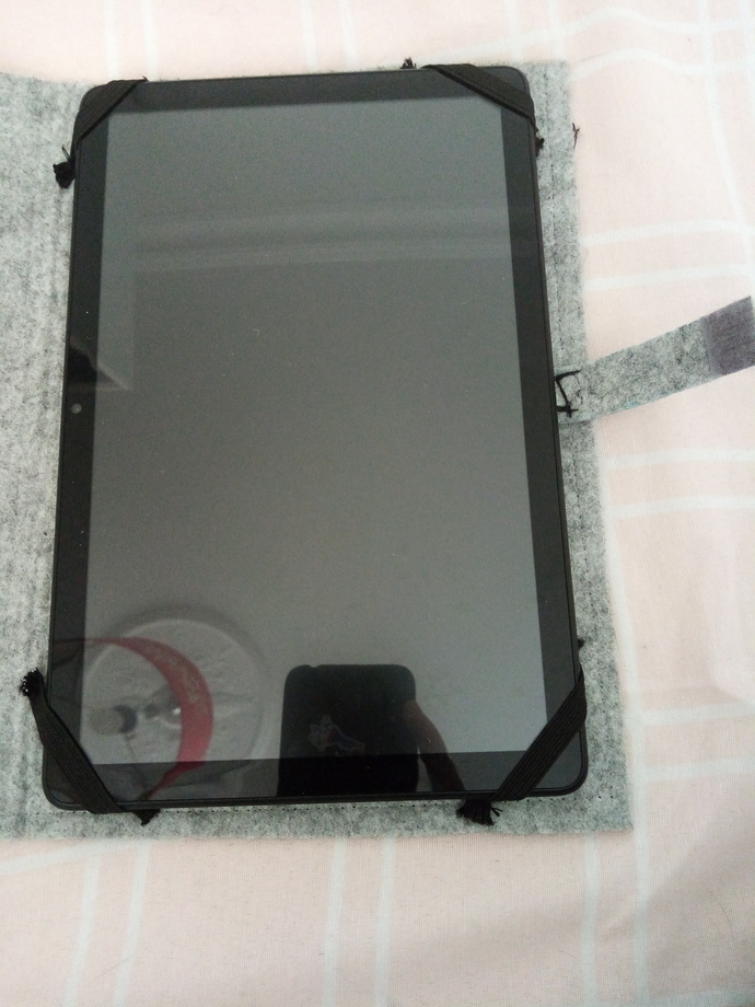 Tablet kılıfı yaptım. Nasıl olmuş?