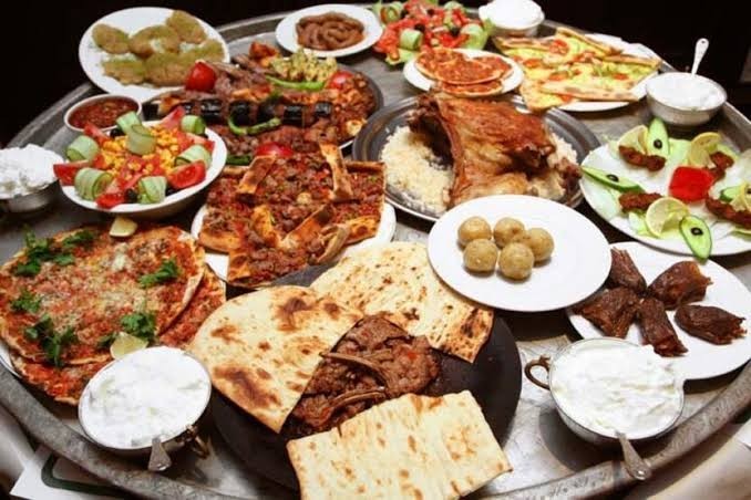Rastgele bir yemek tarifi verir misiniz?