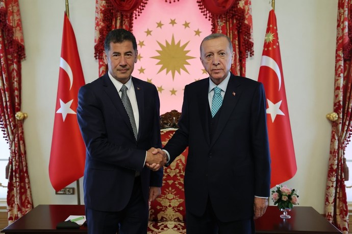 13. Cumhurbaşkanımız Recep Tayyip Erdoğan ve Sayın Sinan Oğan sizce nasıl?