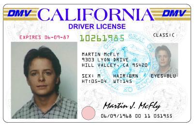 Ben Marty McFlay California Sürücü kursundan ehliyeti mi aldım. Tebrik etmek yok mu?
