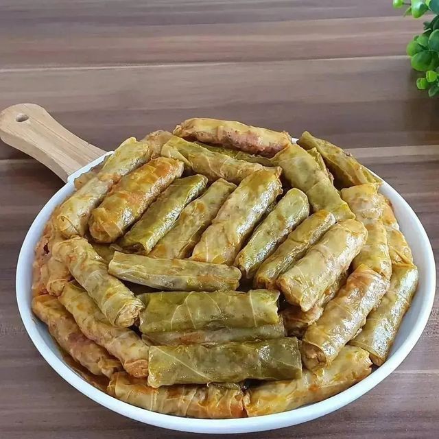 Kokusunu sevmeyip lezzetine bayıldığınız yemek nedir?