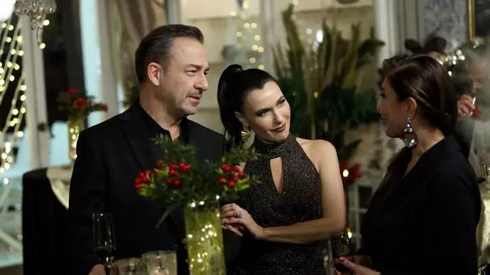 Erkekler mi özel günlerde hediye almaya daha çok önem verir, kadınlar mı?
