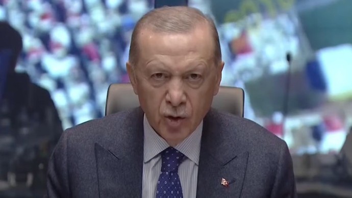 Oyunuzu kimden yana kullanacaksınız?