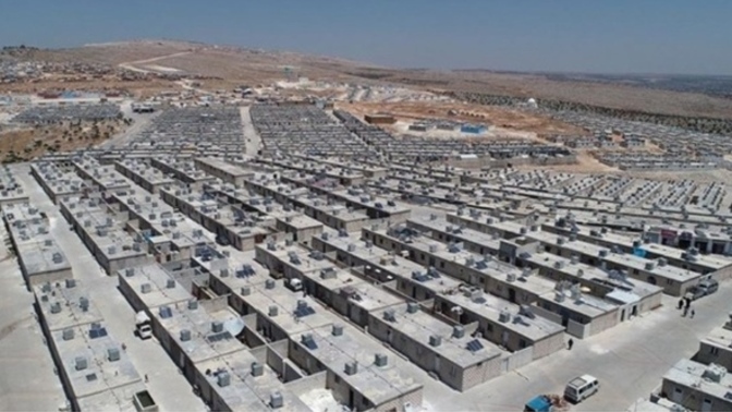 Türkiye'den giden Suriyeliler için 240 bin konut yapılacak. Siz ne düşünüyorsunuz?