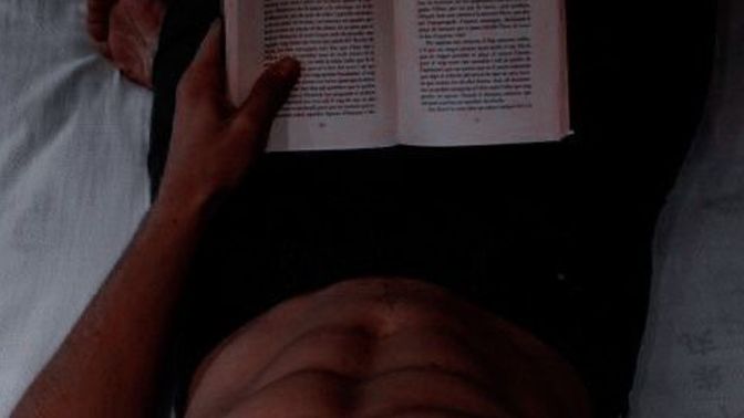 Kitap okumayan biri ile sevgili olur musunuz?