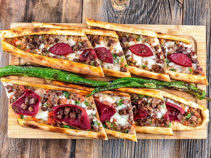 Pizza tutkunu musunuz yoksa Pide tutkunu mu ?