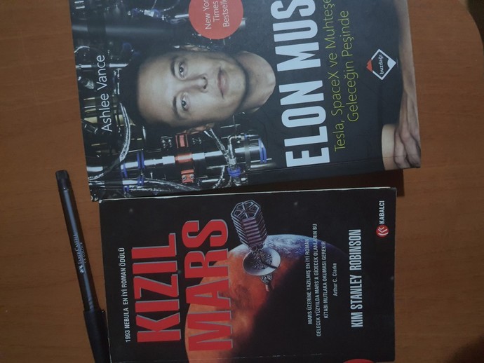 Şu an hangi kitabi okuyorsunuz?