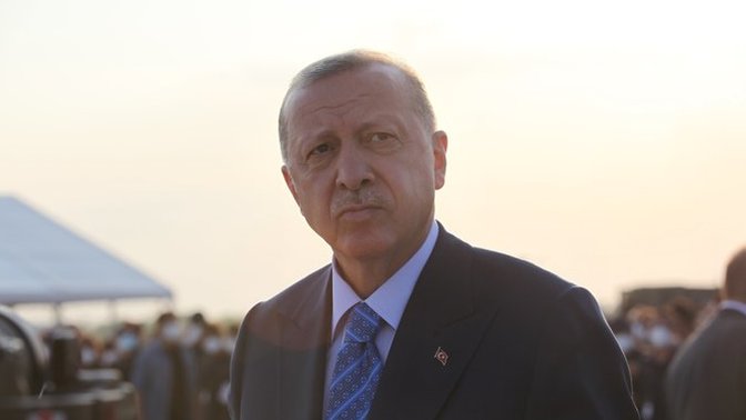 Oylar kime. Kazanan belli ztn. Adam alacak gibi siz kime oy vereceksiniz?