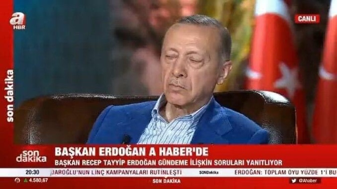 Erdoğan uyumuş canlı yayında sizce durumu kötü mü?