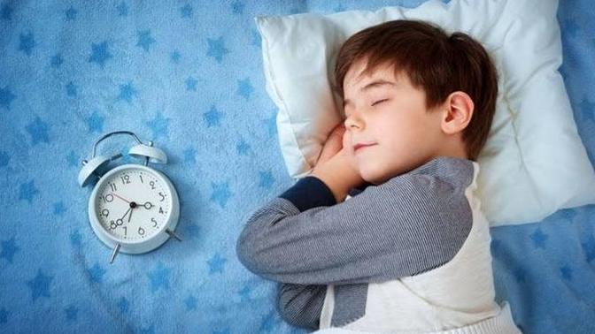 Çocuklar için uyku saati en geç kaç olmalı?