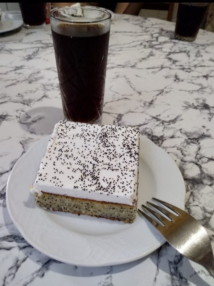 Tatlı yiyerek tatlı konuşmak mümkün mü? bu tabiri en çok hangi durumlarda kullanırız peki?