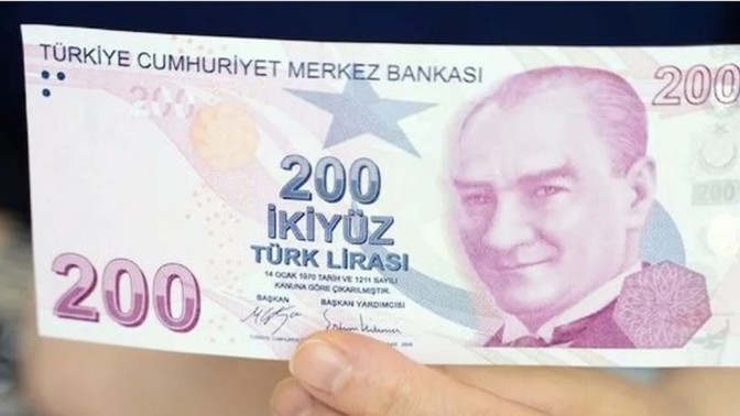 10 dolar 200 TL oldu, ne diyorsun bu ekonomiye?