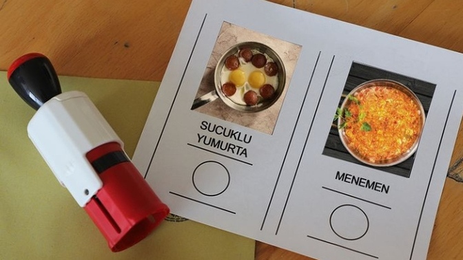 Sucuklu yumurta mı, menemen mi?