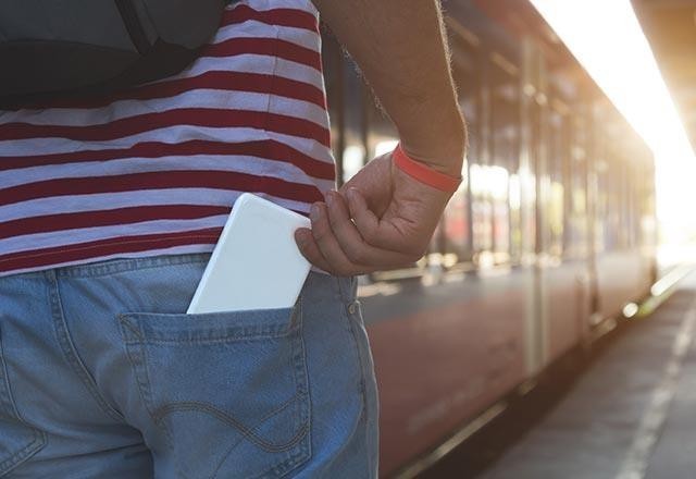 Telefonunuzu elinizde mi yoksa çantanızda veya cebinizde mi taşırsınız?